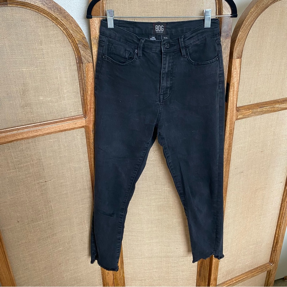 BDG Ankle Crop Skinny Jeans - Black